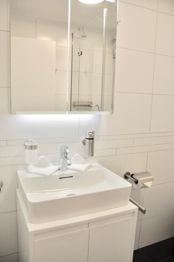 Modern Family Apartment In Interlaken Center エクステリア 写真